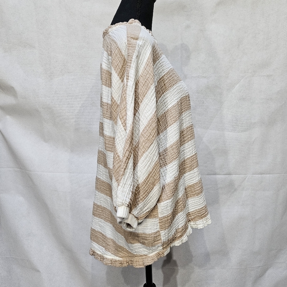 Umgee Tan & White Stripped Ruffled 100% Cotton Pullover Blouse Size 1XL - Picture 6 of 8